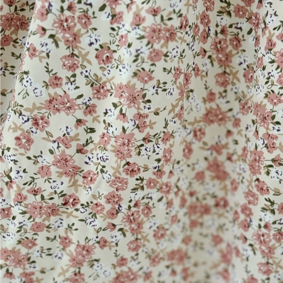 Floral Dress 👗 🌸 - Picture 4 of 4